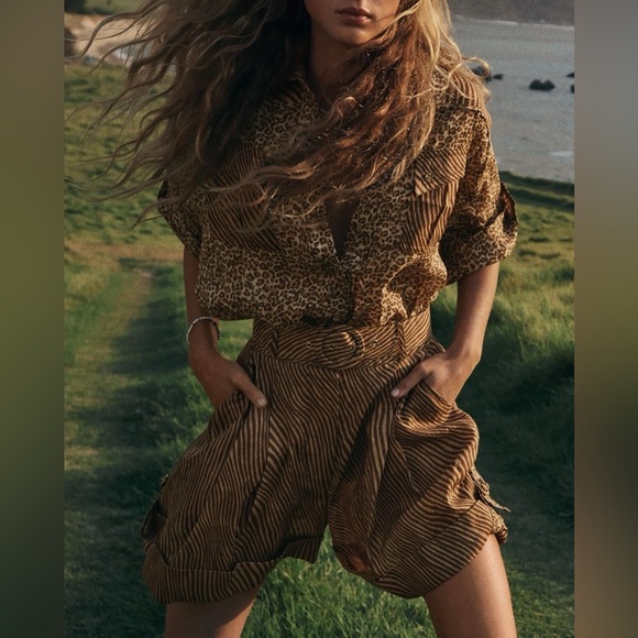 ZIMMERMANN Empire Leopard Print Button-Up Cuffed Shirt Zimmermann Sz 0 - Picture 9 of 10